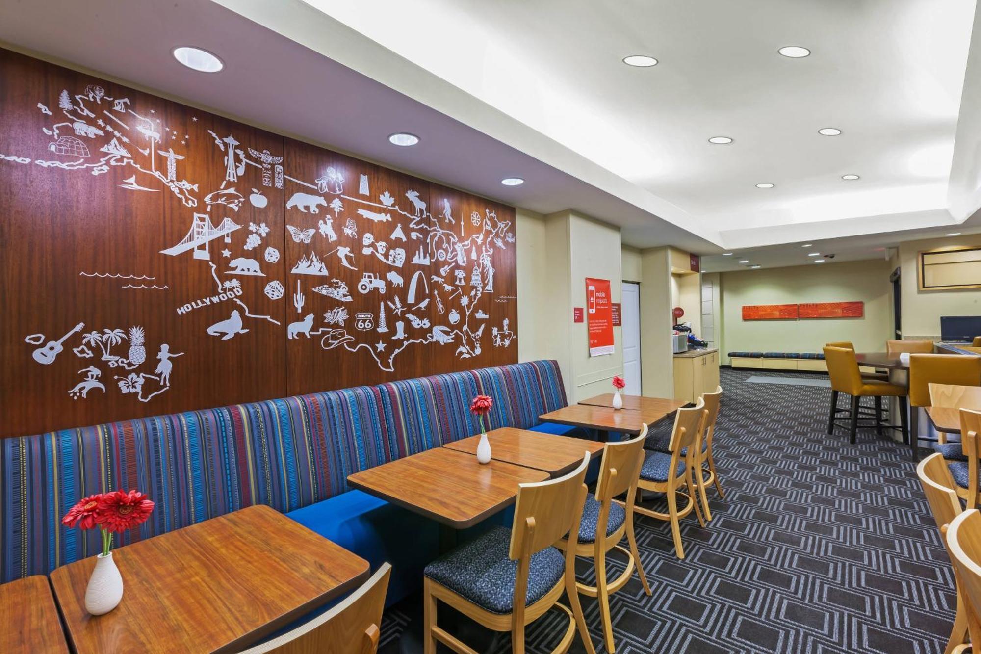 Towneplace Suites By Marriott Tulsa North/Owasso Экстерьер фото